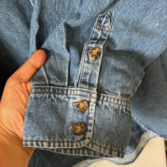 Good American Denim shirt - Picture 9 of 10